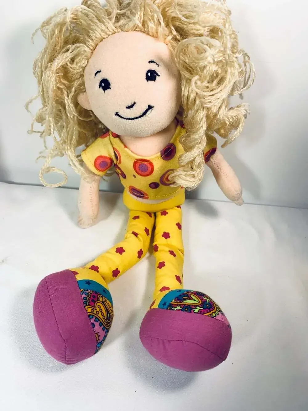 Sesilia Groovy Girl Doll plush